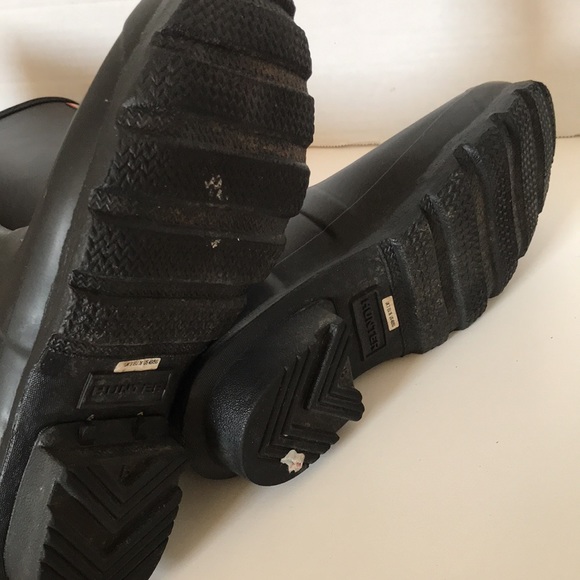 Hunter black matte rain boots size 4/5 - Picture 8 of 8